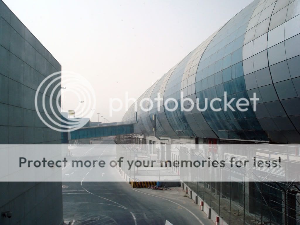 http://i336.photobucket.com/albums/n337/globetravellerDXBPEN/DSC02269.jpg