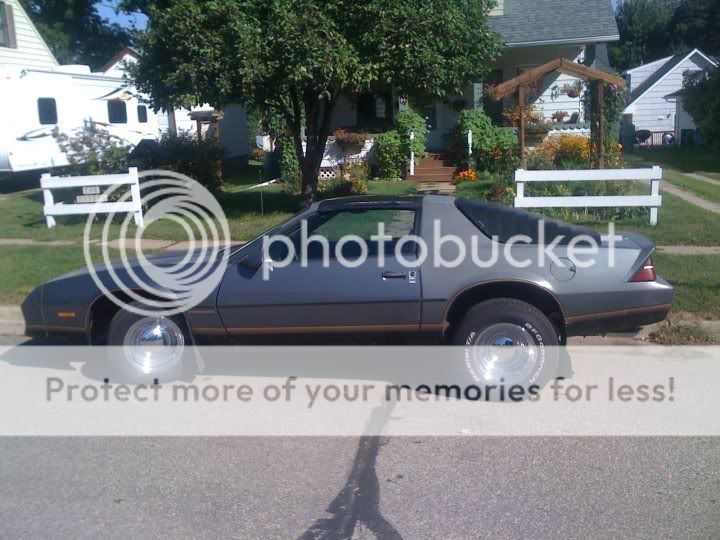 293542_520768554587_110600458_30618756_5